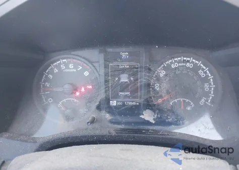 2018 Toyota Tacoma Sr z USA, uszkodzony, nr VIN 5TFRX5GN5JX109676